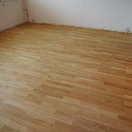 dubová podlaha