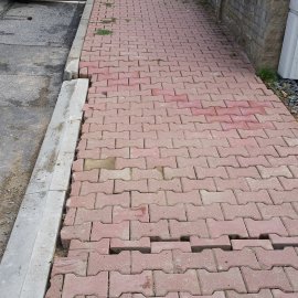 pokládka zámkové dlažby