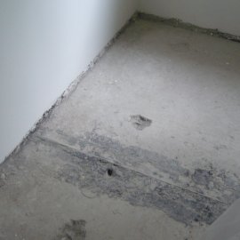 stržení staré podlahy