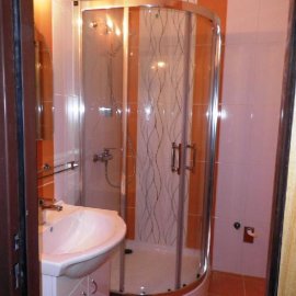 Hlubočany - rekonstrukce koupelny - sprchový kout
