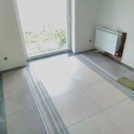 Řitka - rekonstrukce domu - radiátor
