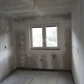 částečná rekonstrukce bytu a přístavby