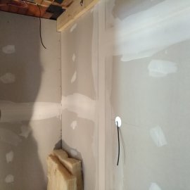 částečná rekonstrukce bytu a přístavby