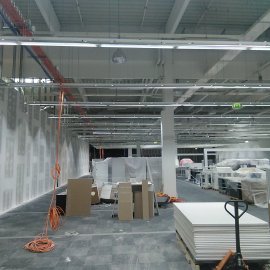 Sádrokartonová příčka - Galerie Butovice