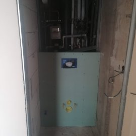 Opláštění podomítkového wc modulu