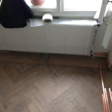 parkety před rekonstrukcí