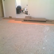 pokládka laminátové podlahy