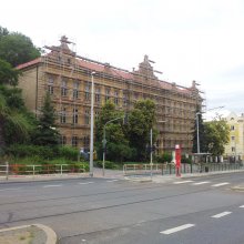 fasáda před rekonstrukcí