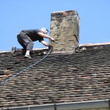 ukotvení pomocného lana