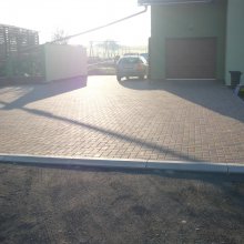 pokládka zámkové dlažby