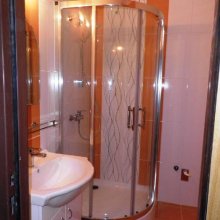 Hlubočany - rekonstrukce koupelny - sprchový kout