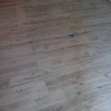 Praha - pokládka dlažby na dlažbu