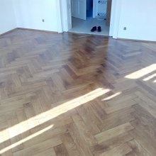 Liberec - renovace staré dobové podlahy