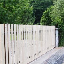 Děčín - brána, parkoviště, oplocení