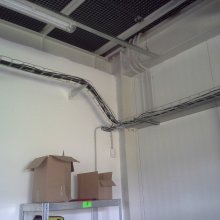 Popůvky - výrobní hala - elektroinstalace