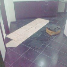 Čestlice - oprava prasklé dlažby