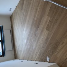 Praha - Holešovice - pokládka podlahy