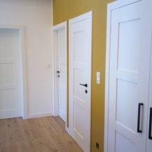 Praha 2 - montáž interiérových dveří