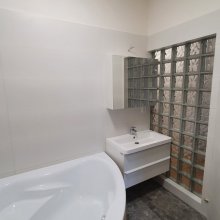 Praha 9 - Rekonstrukce koupelny na klíč: Kompletní renovace koupelny v bytě